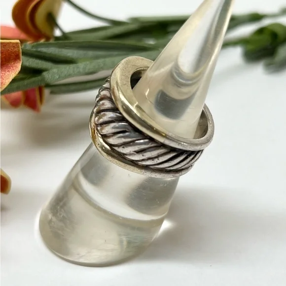 David Yurman Thoroughbred Cable Ring .925/14K Gold - Picture 3 of 9